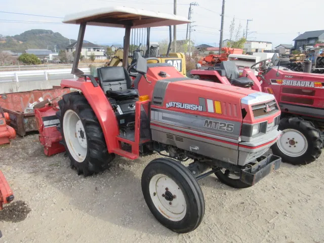 Micro-tracteur diesel Mitsubishi MT25 au Maroc — précommande (photo 1)